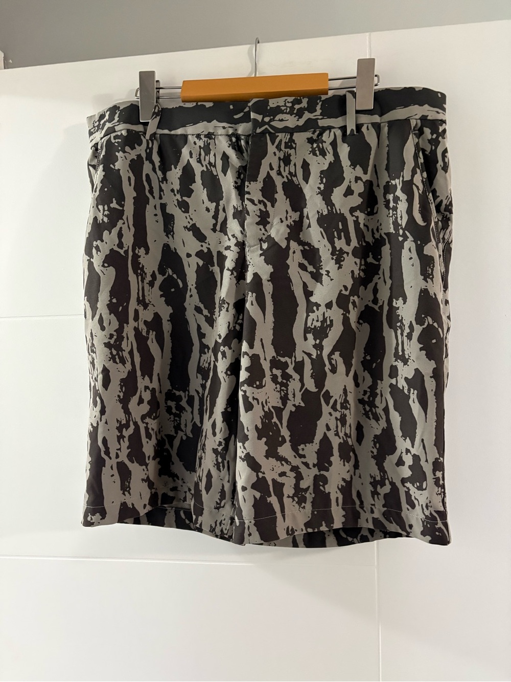 Nike Dri-Fit Golf Shorts Black and Grey
